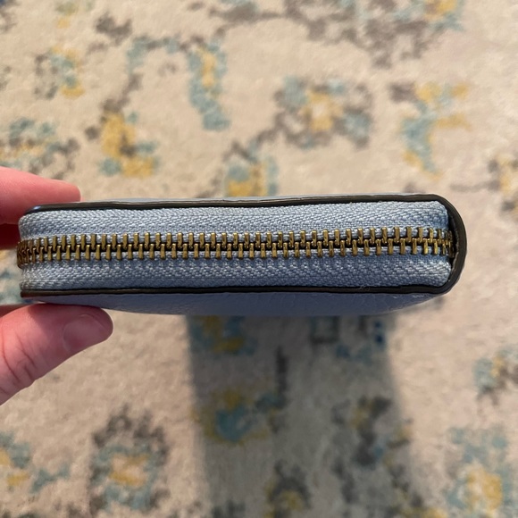 Tory Burch Wallet🩵💛💙 - Picture 7 of 9